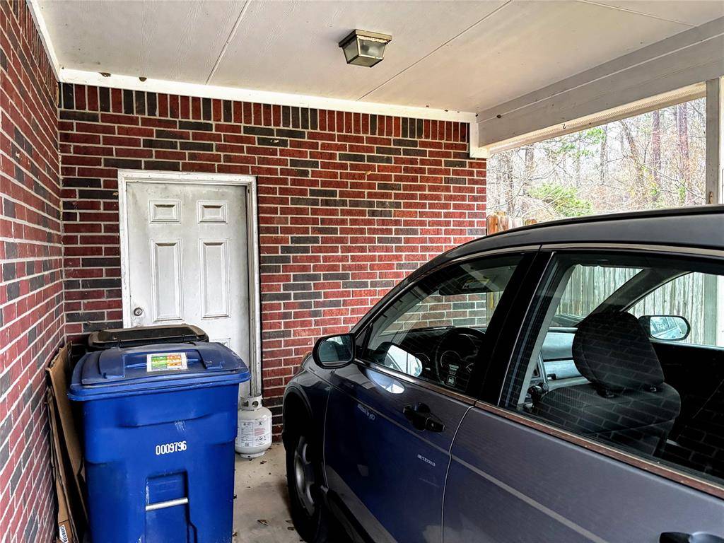 Huntsville, TX 77340,632 Vicki DR