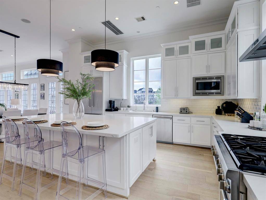 Houston, TX 77055,822 Dunleigh Meadows LN