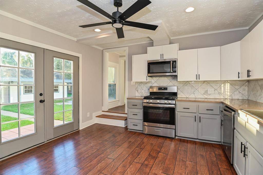 Sealy, TX 77474,1031 Meyer ST