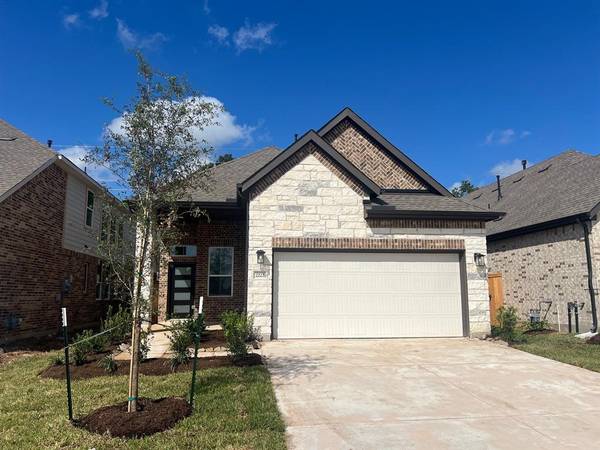 2222 Garden Arbor LN, Tomball, TX 77375