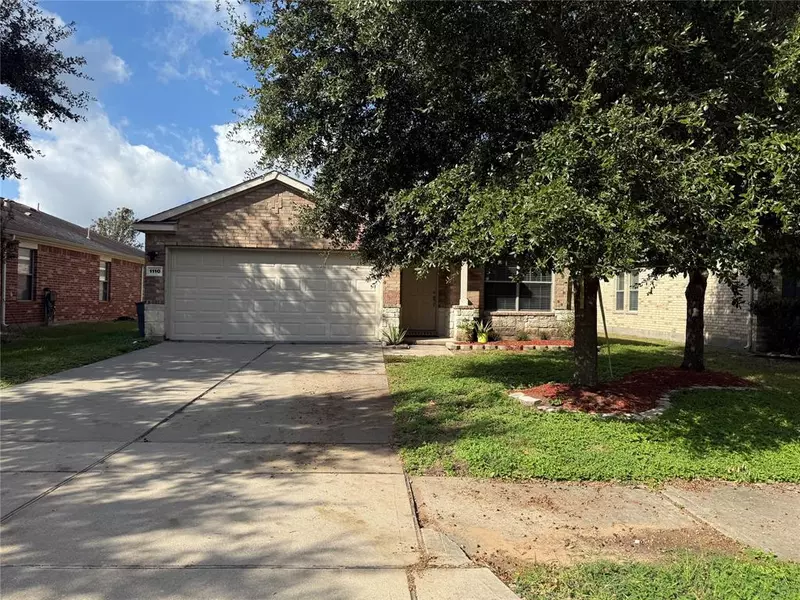 1110 Honeysuckle Vine DR, Rosenberg, TX 77469