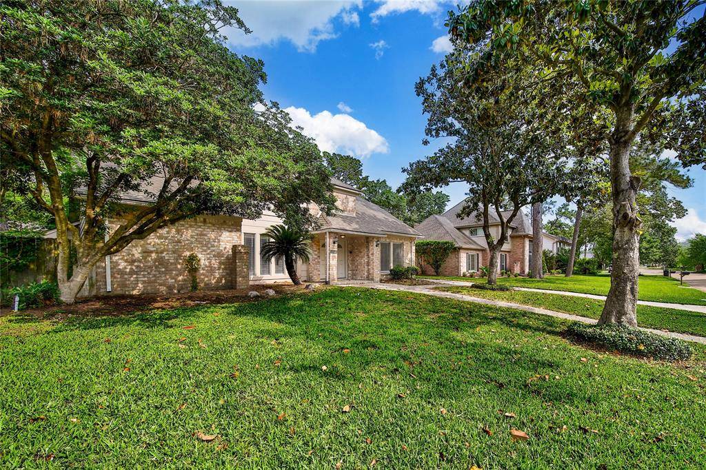 Houston, TX 77070,14211 Lakewood Forest DR
