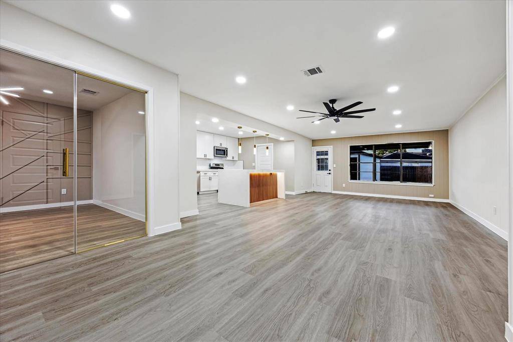 Houston, TX 77036,8902 Hendon LN