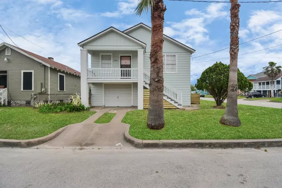 1024 47th ST, Galveston, TX 77551