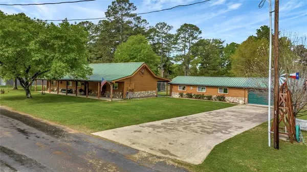 Zavalla, TX 75980,331 Black Forest DR