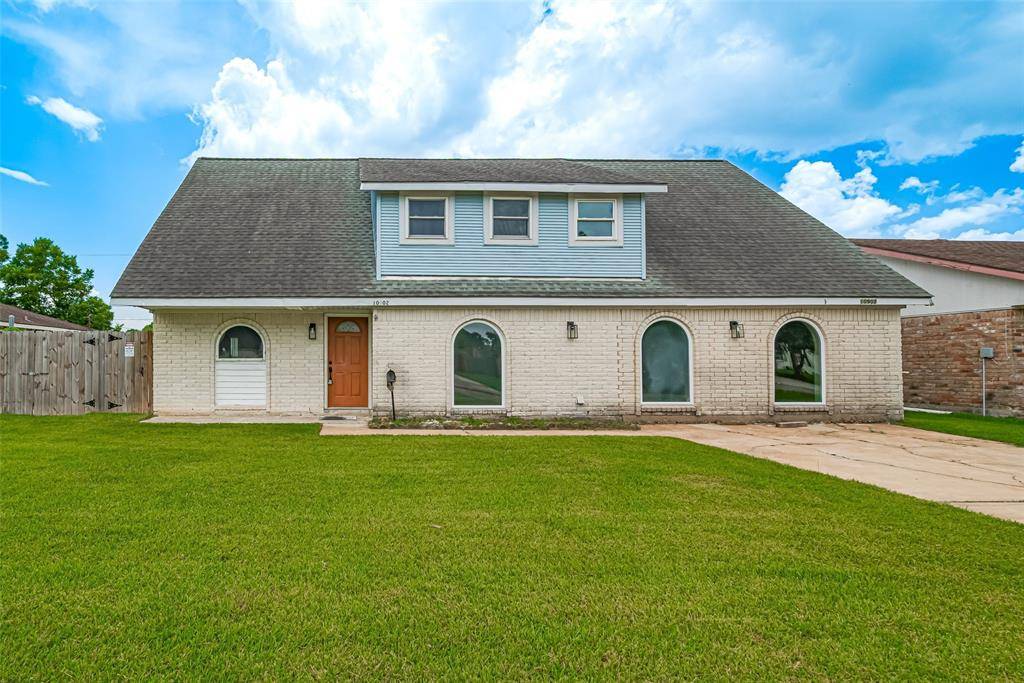 10902 Sagevale LN, Houston, TX 77089