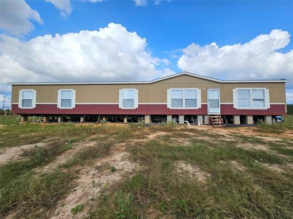 595 Road 5701, Cleveland, TX 77327