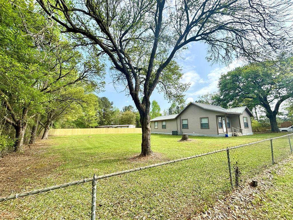 Colmesneil, TX 75938,909 W Elder