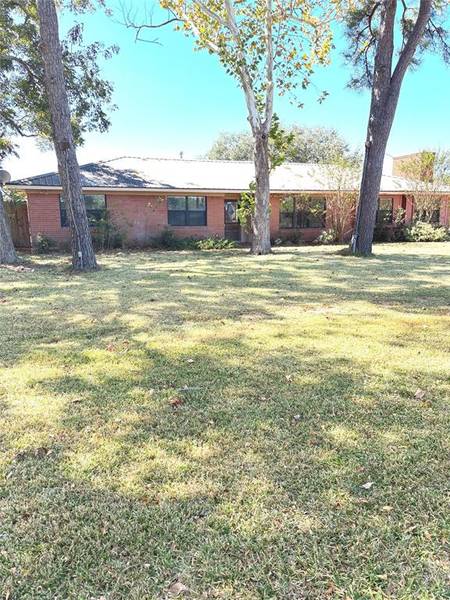 5967 Hwy 159 West, Bellville, TX 77418