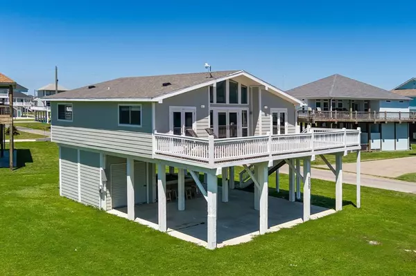 Crystal Beach, TX 77650,2599 Whitecap