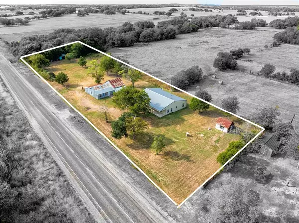 7217 W US HWY 90, Schulenburg, TX 78956