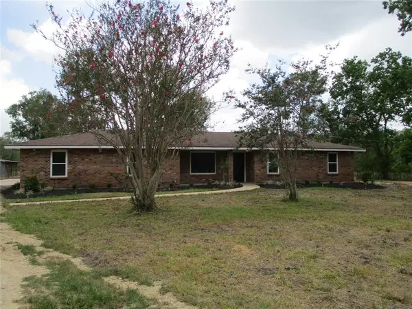 Sweeny, TX 77480,22800-6 County Road 332 1st Shell