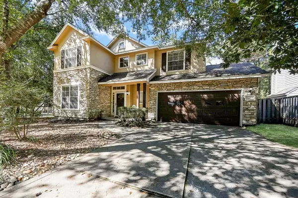 46 E Autumn Branch CIR, Montgomery, TX 77382