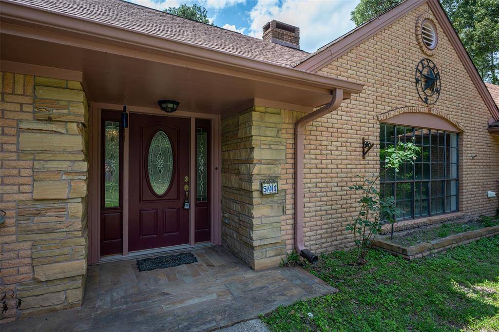 Colmesneil, TX 75938,501 Oak ST