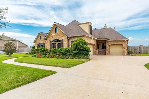 4827 Magnolia Bend DR, Rosharon, TX 77583