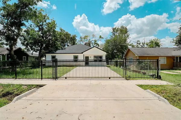 Houston, TX 77016,8703 Autumn LN