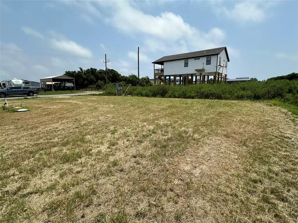 Crystal Beach, TX 77650,1215 W Canal