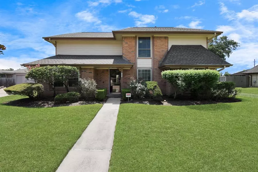 2511 Trailside CT, Sugar Land, TX 77479