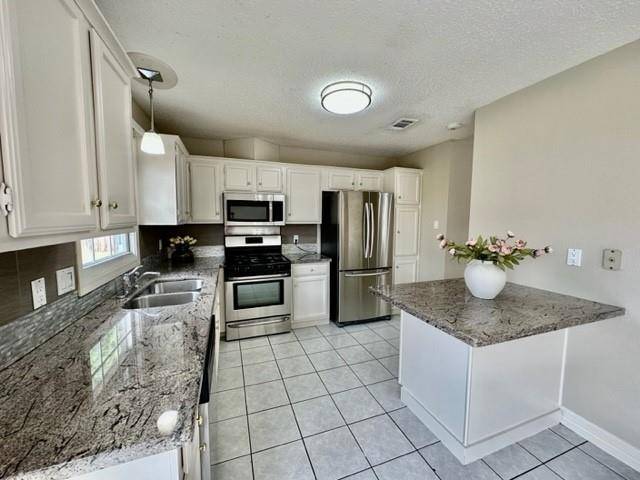 Sugar Land, TX 77479,3811 Kitchen Hill LN