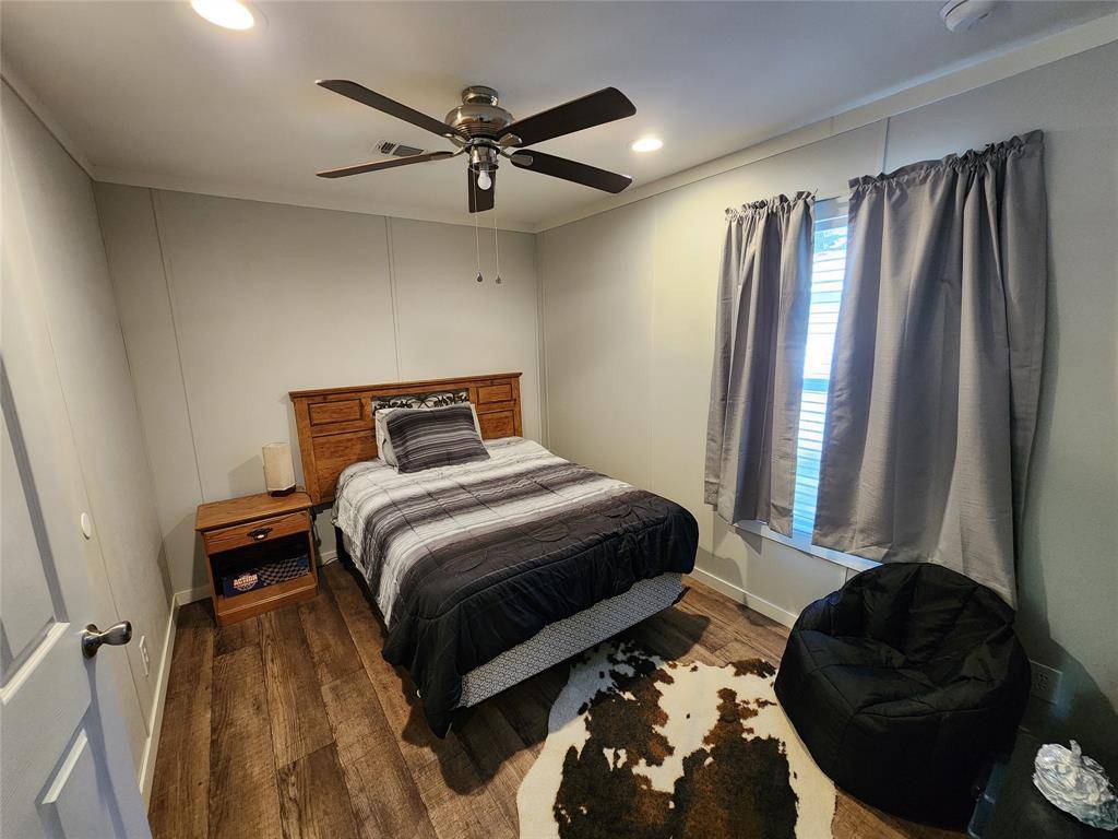 Point Blank, TX 77364,199 Casablanca DR