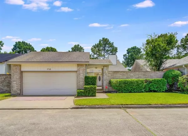 1710 Plumbwood WAY, Houston, TX 77058