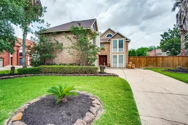 6315 Via Espana DR, Houston, TX 77083