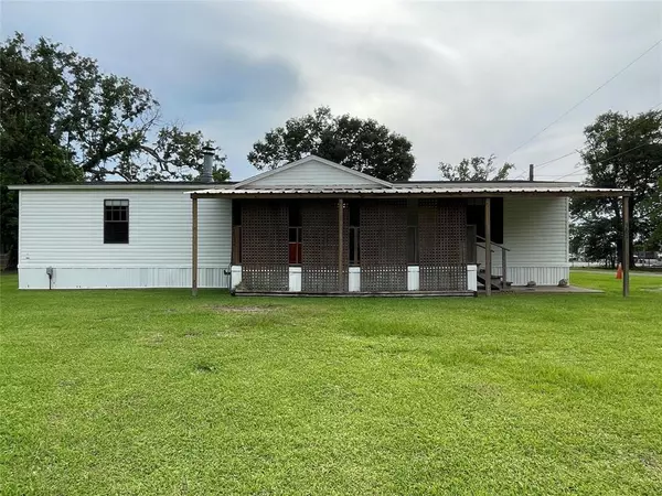 301 Layl DR,  Liberty,  TX 77575