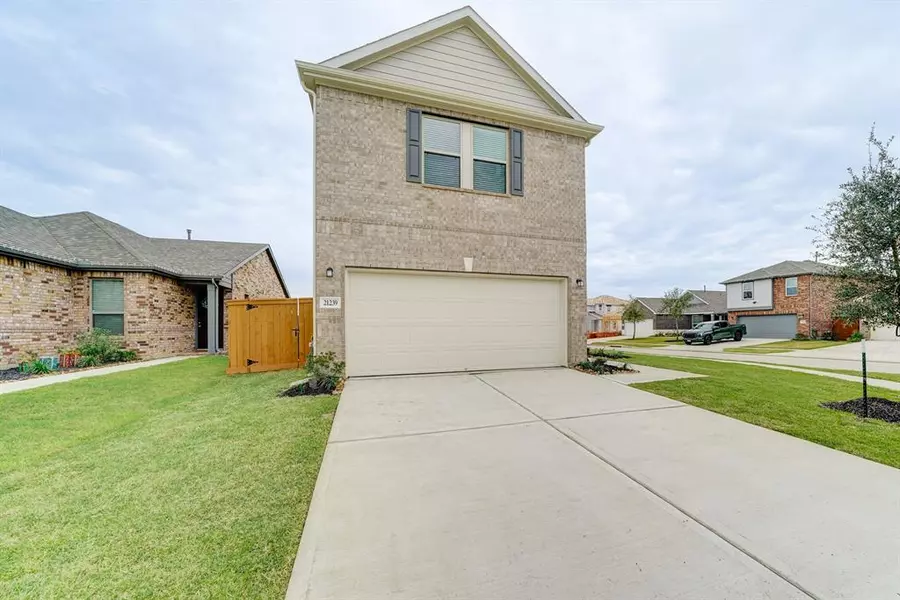 21239 Harbor Shore DR, Cypress, TX 77433