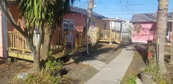 Galveston, TX 77550,4418 Avenue P 1/2 unit 3