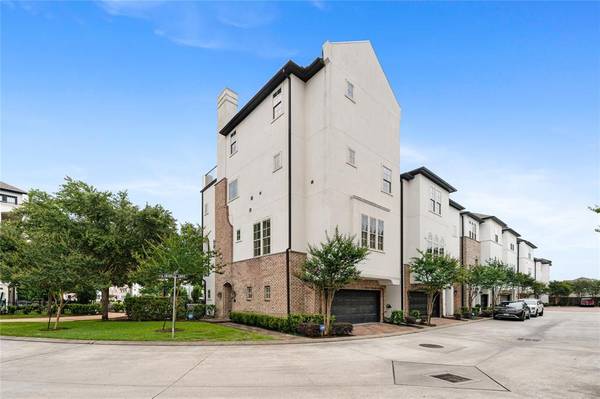 2716 Arabelle GRV, Houston, TX 77007