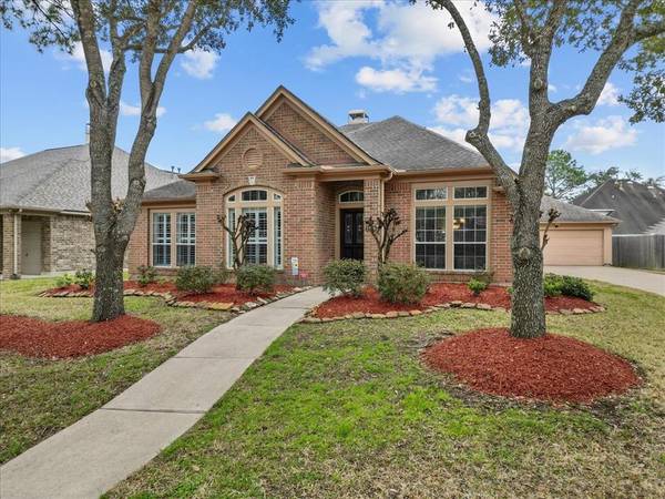 3136 Indian Summer TRL, Friendswood, TX 77546