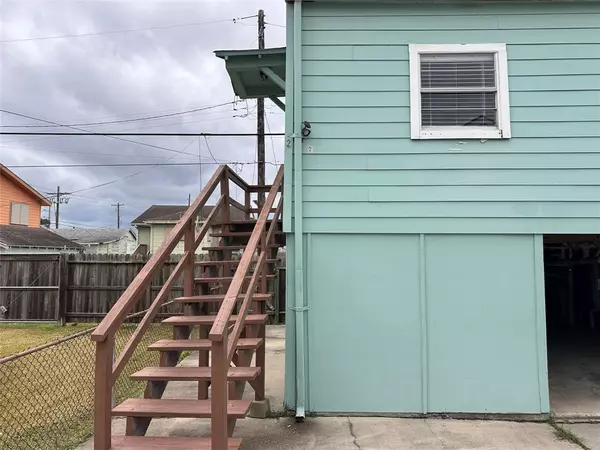 Galveston, TX 77551,5616 Avenue R Unit 2