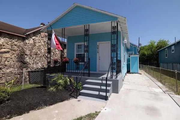 5415 Ave L, Galveston, TX 77551