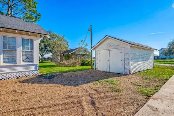 Needville, TX 77461,3003 School ST