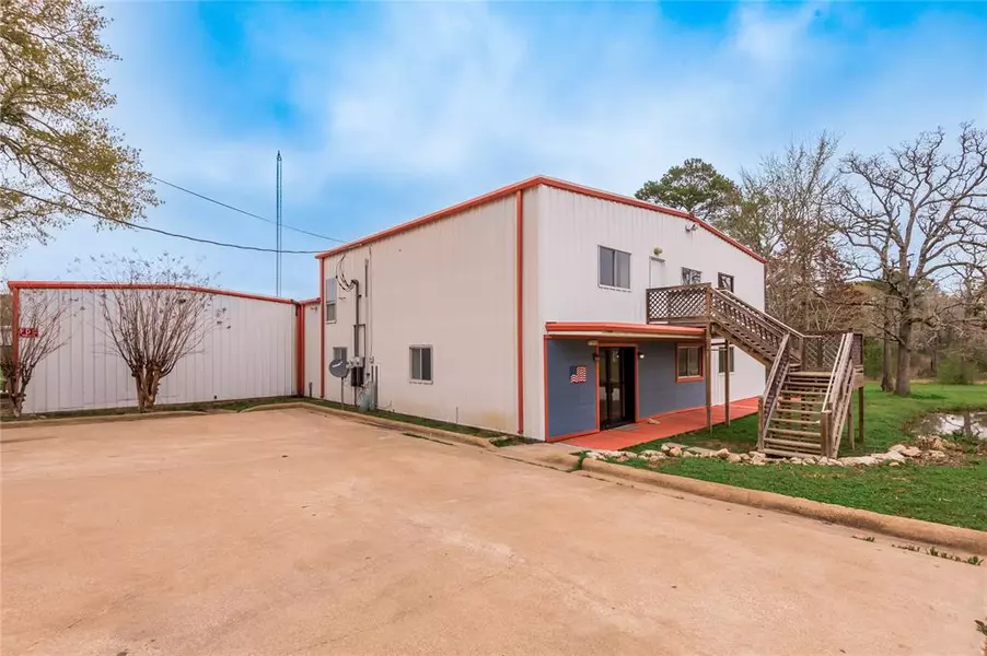 1701 25th ST, Huntsville, TX 77340