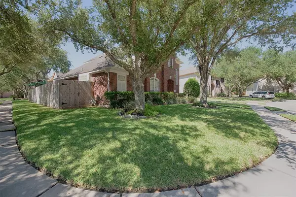 Houston, TX 77059,13322 Scenic Glade DR