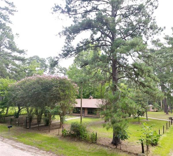 2080 County Road 2780, Colmesneil, TX 75938