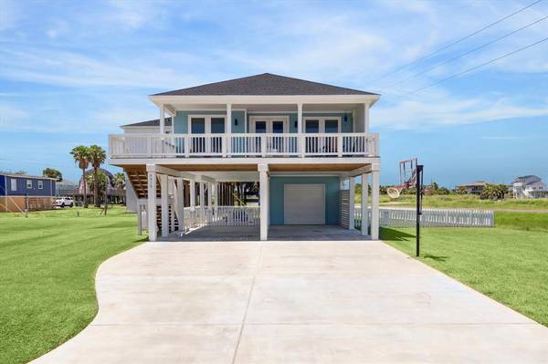 4010 Vista RD, Galveston, TX 77554