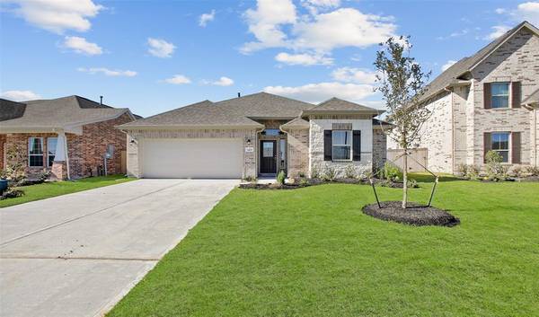 3419 Brushy Meadow DR, Angleton, TX 77515