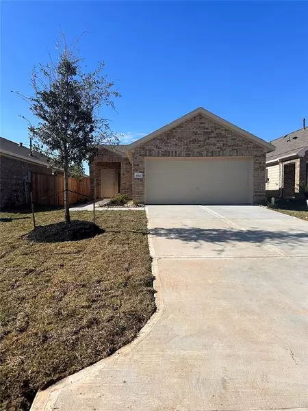 680 Roaring Falls DR, Willis, TX 77318