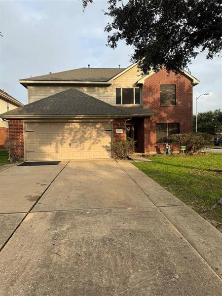 8902 York Hollow LN, Houston, TX 77044