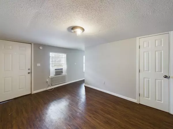 Houston, TX 77009,607 Enid 1/2 ST