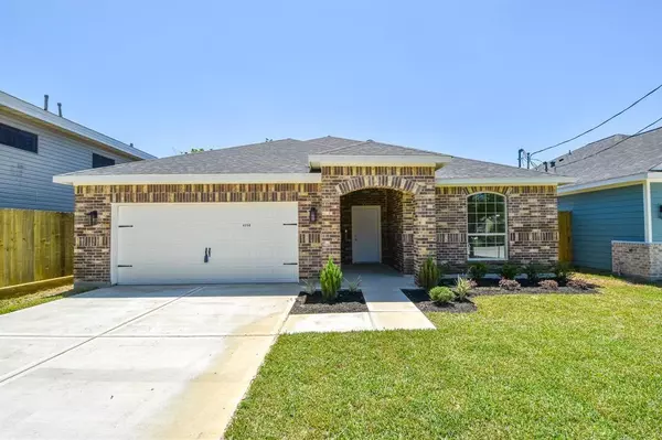 Houston, TX 77051,4556 Redbud ST