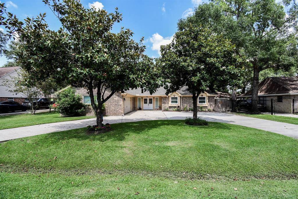 Conroe, TX 77302,718 River Plantation DR