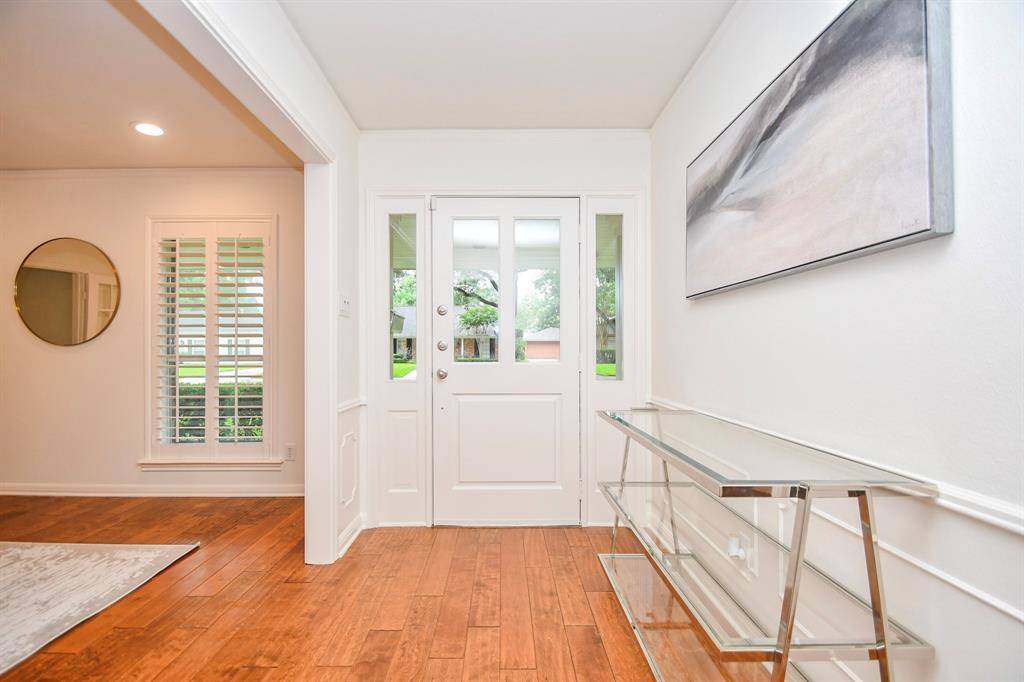 Houston, TX 77042,10035 Ella Lee LN