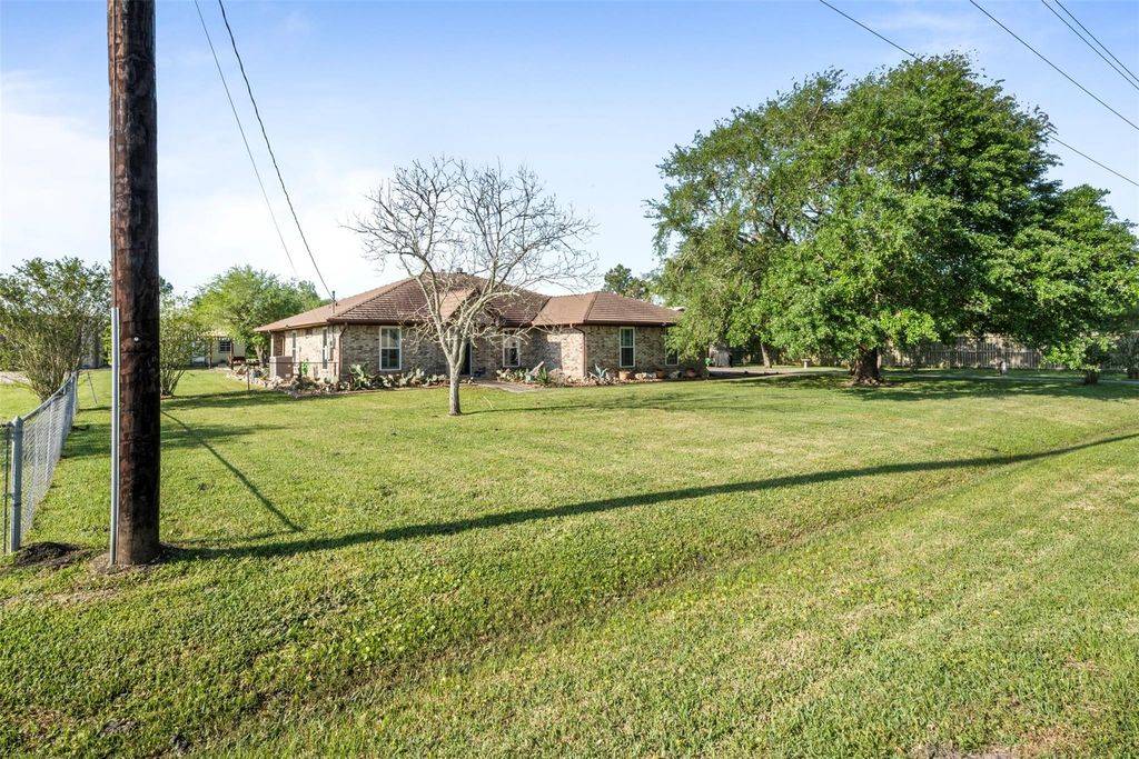 Santa Fe, TX 77517,13903 4TH Street