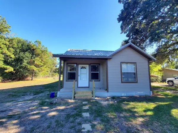 Colmesneil, TX 75938,909 W Elder ST