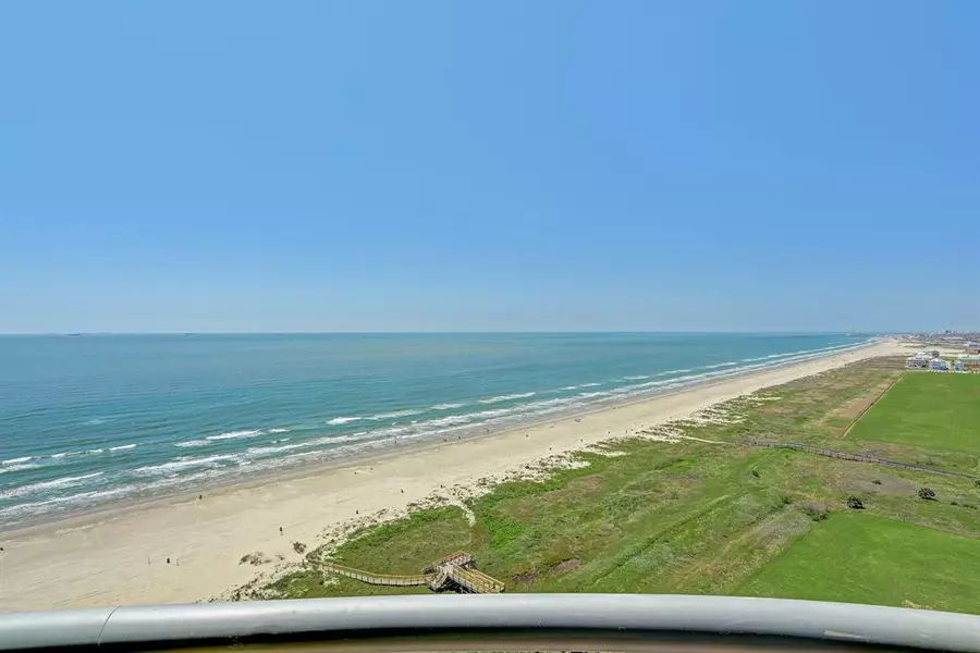 801 E Beach DR #BC2408, Galveston, TX 77550