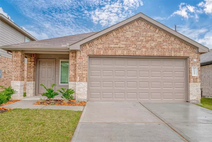 5623 Simcrest GRV, Spring, TX 77373