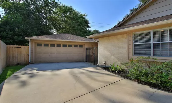 Tomball, TX 77375,31106 Alice LN